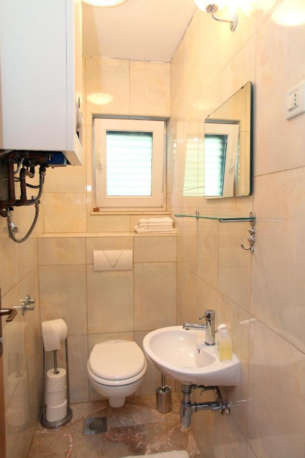 Apartment Udovicic โตรกีร์ ภายนอก รูปภาพ